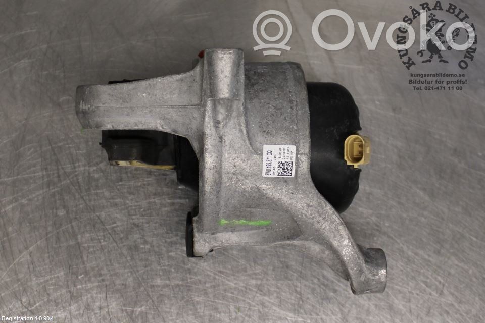 Audi A5 Engine mounting bracket 