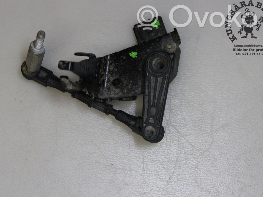 Audi A4 S4 B9 Czujnik poziomowania świateł osi przedniej 