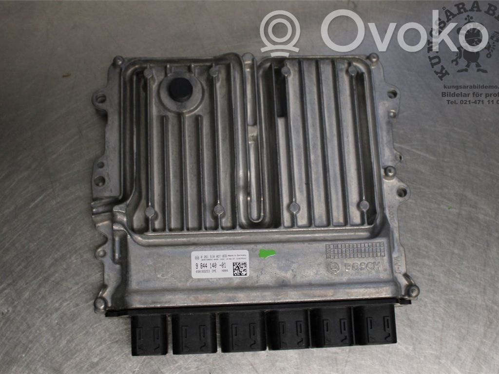 BMW 5 G30 G31 G38 Injection control unit/module 