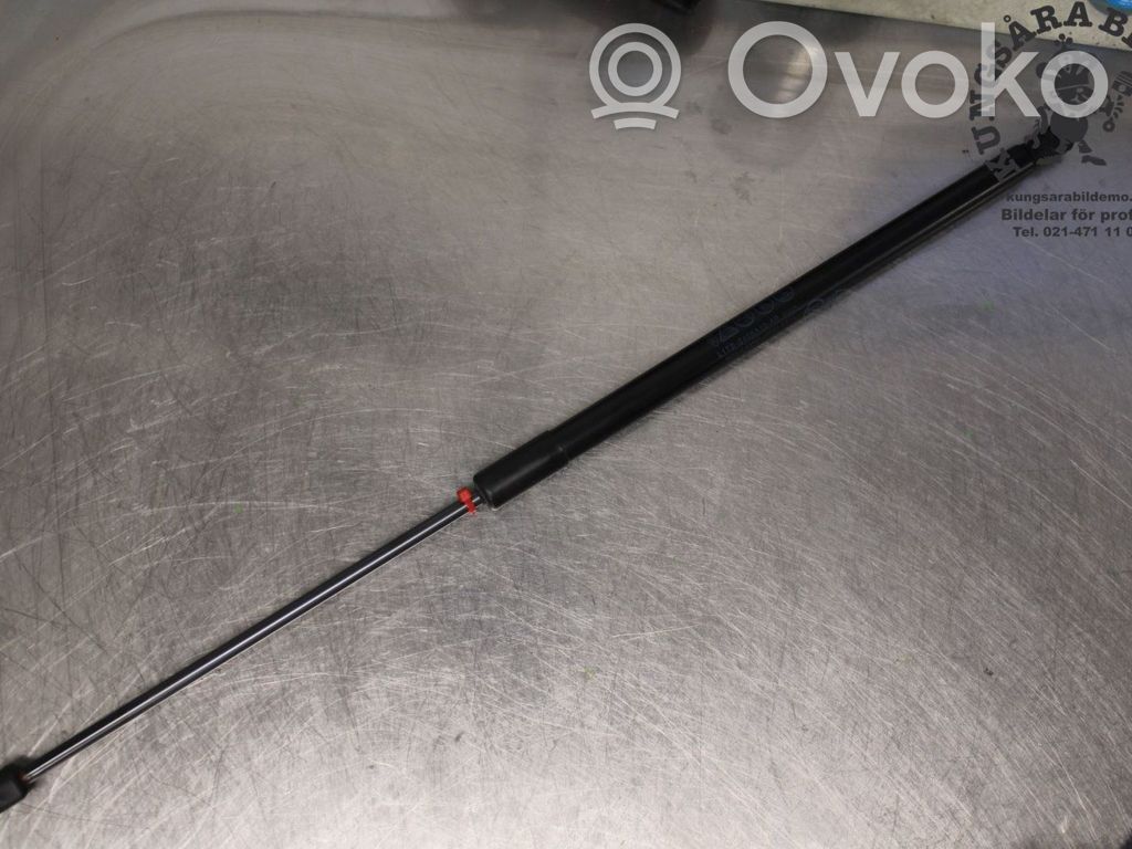 Ford Puma Tailgate strut 