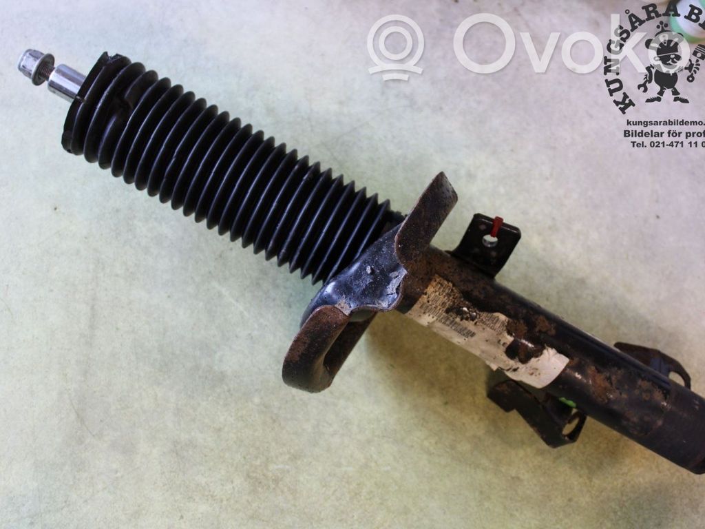 Volvo C30 Stoßdämpfer vorne 