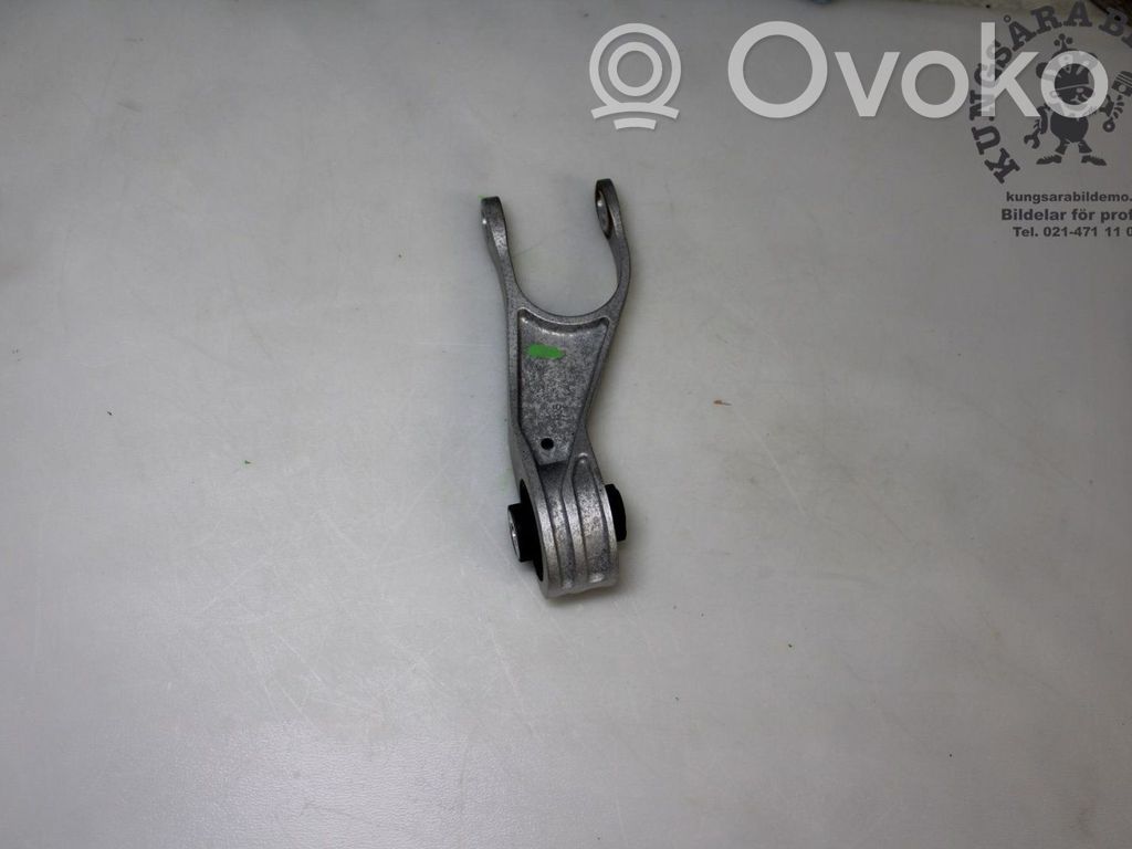 Porsche Macan (95B) Engine mounting bracket 