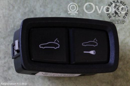Porsche Panamera (970) Tailgate/boot open switch button 