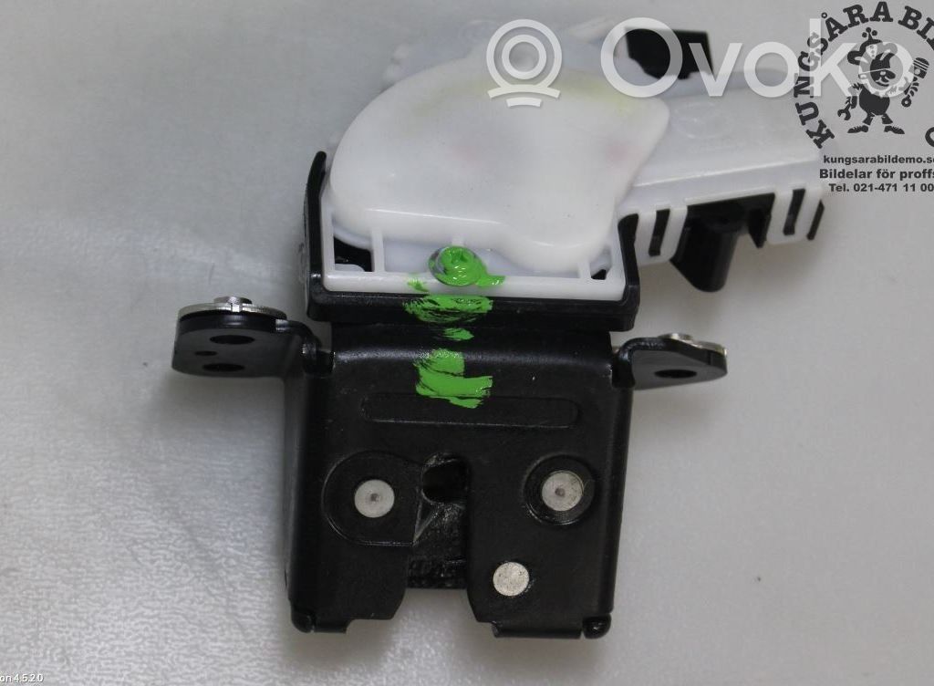 Tailgate/trunk/boot lock/catch/latch   BDMT62310