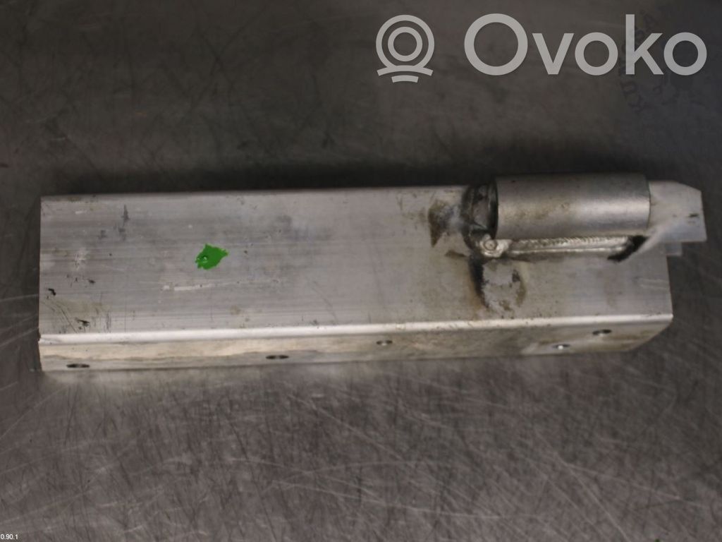 Deformacinis elementas   8R0807332E,8R0807332E,8R0807332E