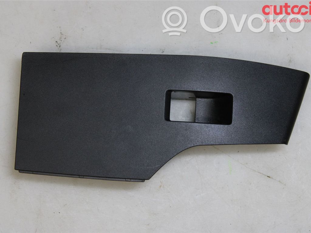 Cupra Formentor Front door trim bar 