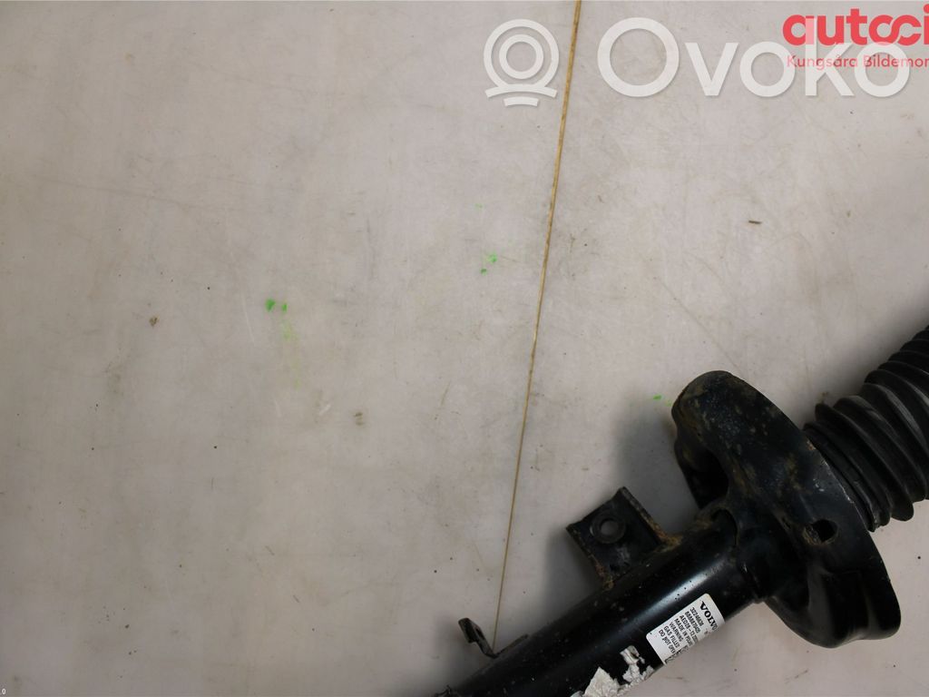 Amortyzator osi przedniej ze sprężyną   32246638,32246638,32246638