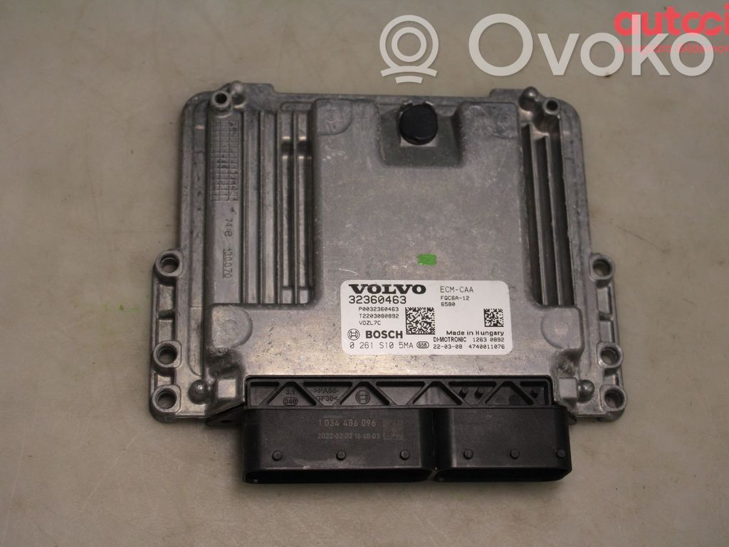 Volvo XC40 Engine control unit/module 