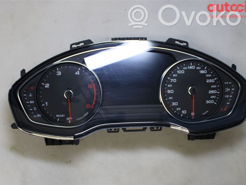 Audi A4 S4 B9 Licznik / Prędkościomierz 