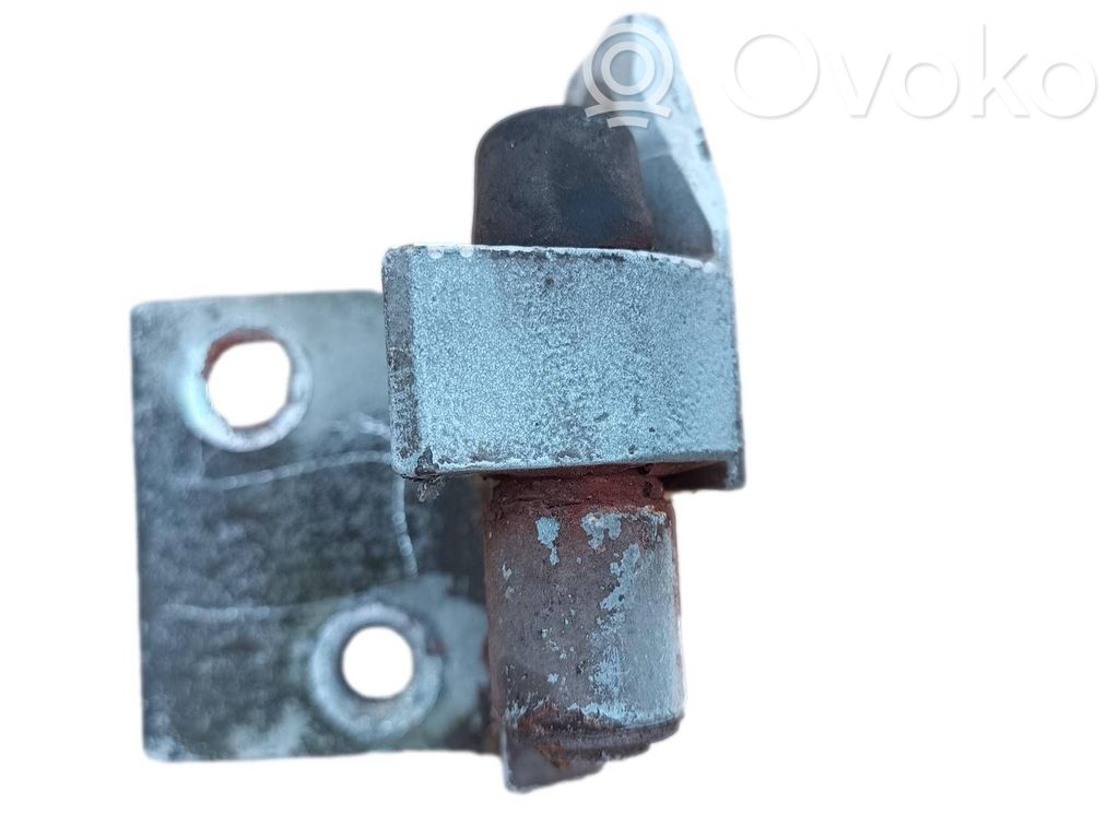 Peugeot 306 Front door lower hinge 