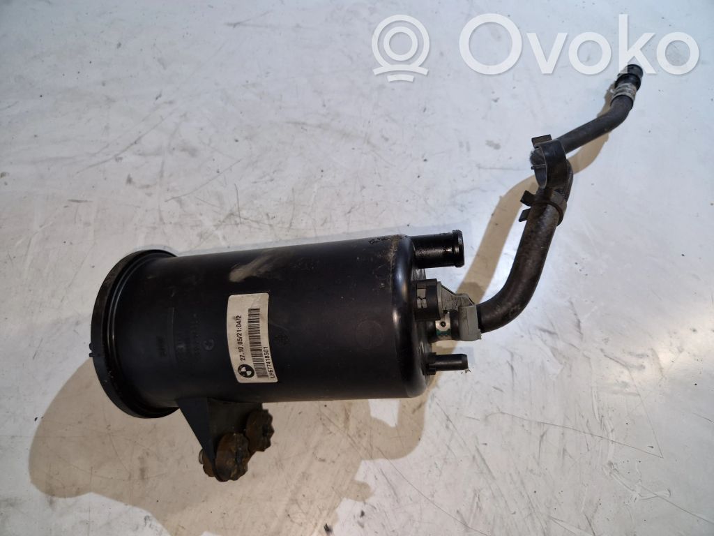 BMW 7 E65 E66 Ohjaustehostimen nestesäiliö 