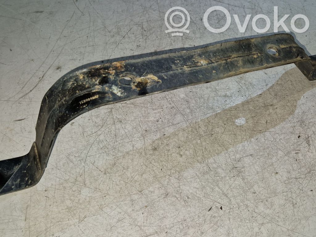 Jeep Grand Cherokee Fuel tank mounting bracket 