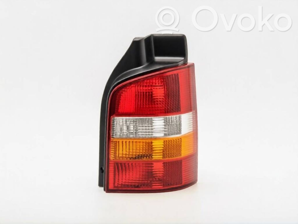 Volkswagen Transporter - Caravelle T5 Lampa tylna 