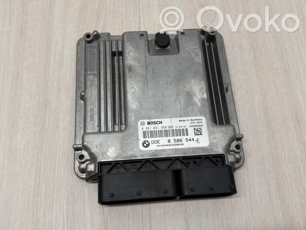 BMW X5 F15 Engine control unit/module 