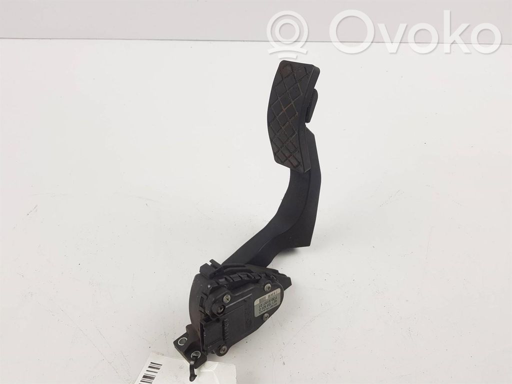 Audi A8 S8 D3 4E Accelerator throttle pedal 