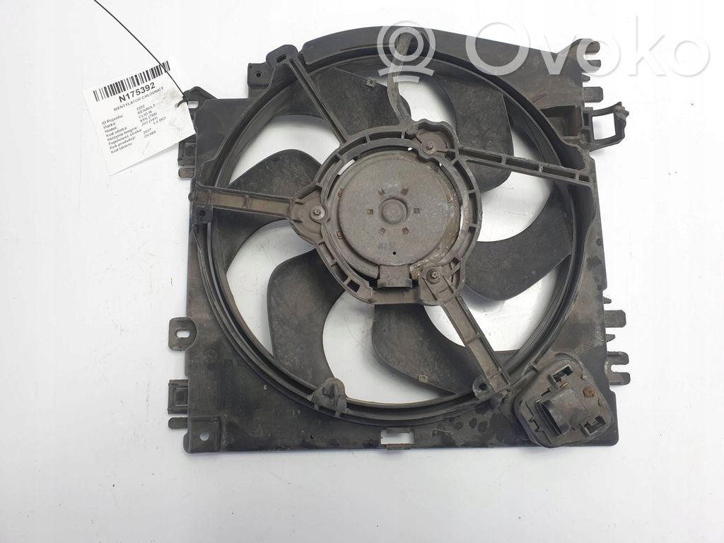 Renault Clio III Elektrisks radiatoru ventilators 