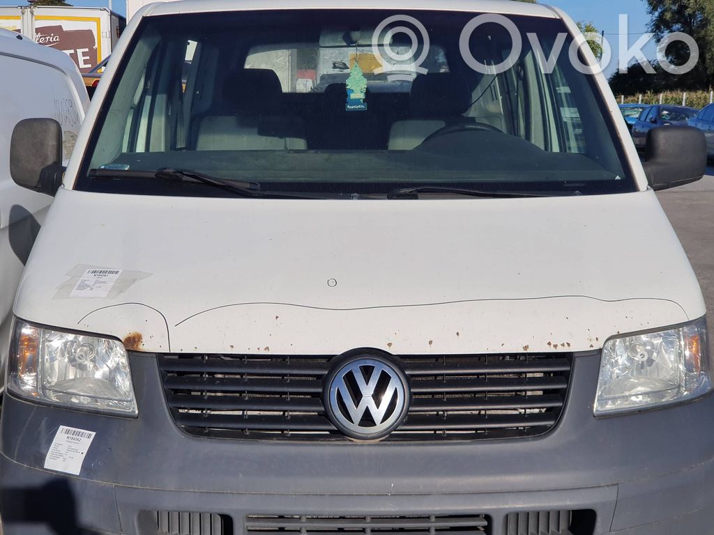 Volkswagen Transporter - Caravelle T5 Konepelti 
