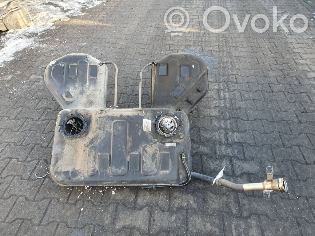 Audi A8 S8 D3 4E Fuel tank 