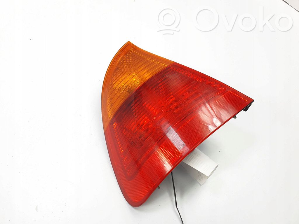 Luz trasera/de freno   6905627