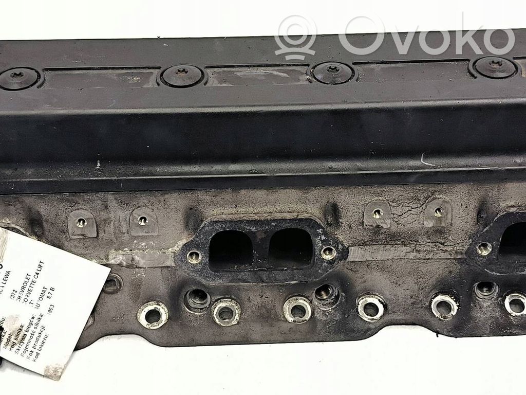 Chevrolet Corvette Engine head 
