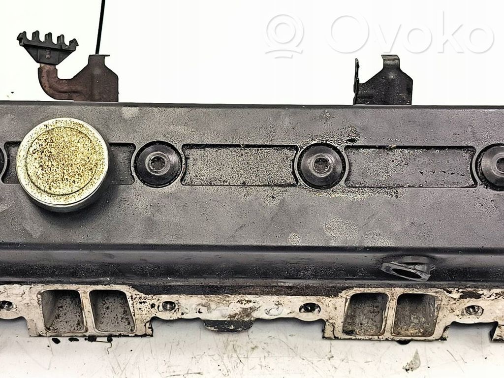 Chevrolet Corvette Engine head 