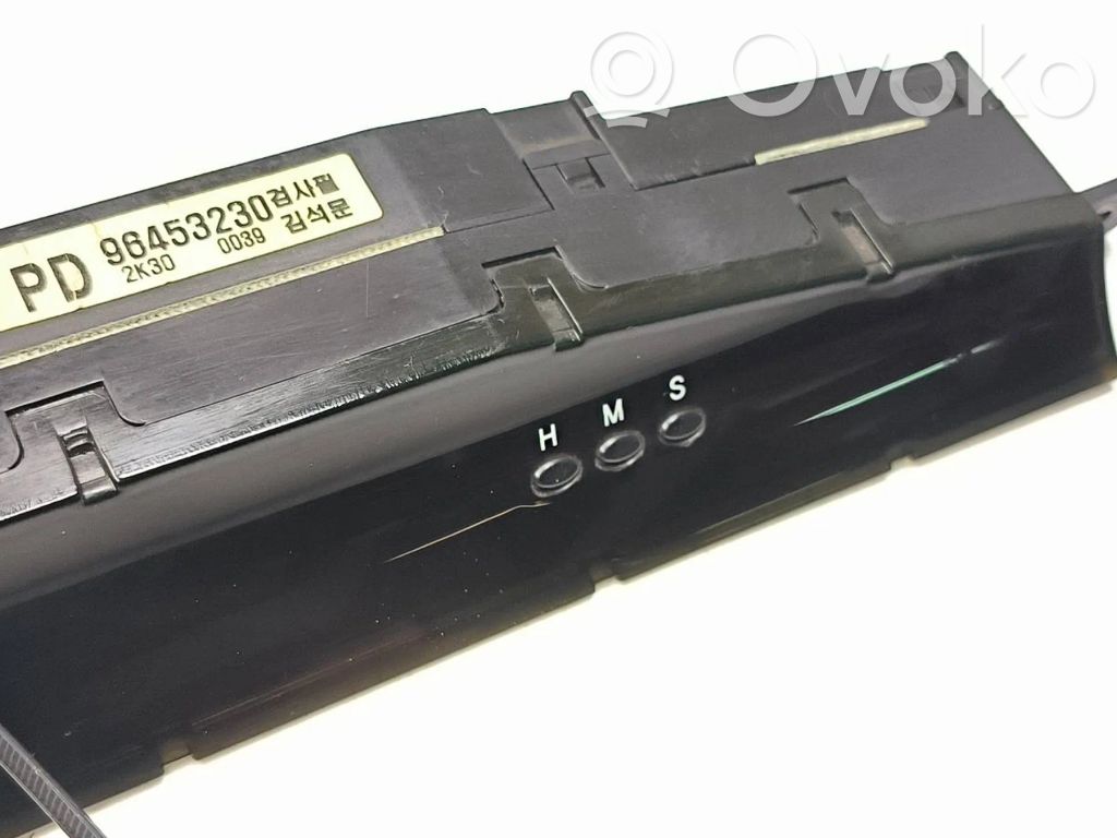 Daewoo Evanda Screen/display/small screen 