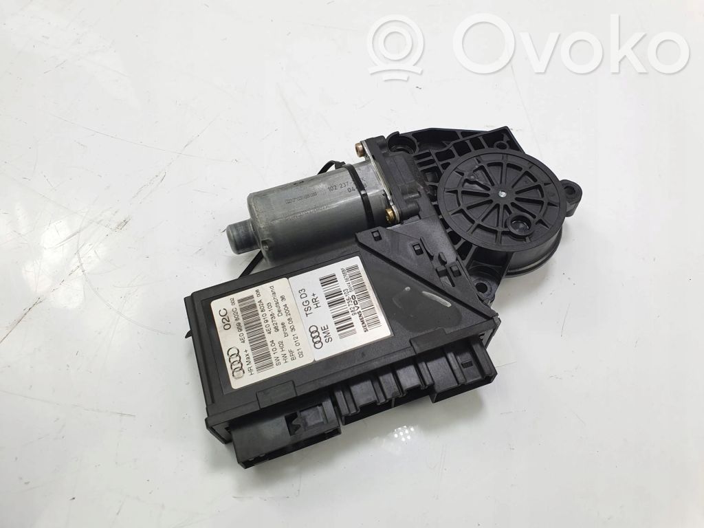 Audi A8 S8 D3 4E Rear door window regulator motor 