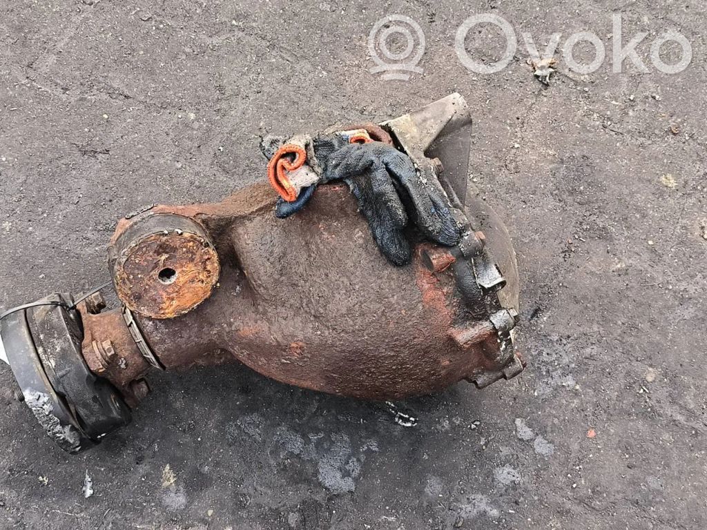 Jaguar XJ X350 Rear differential 