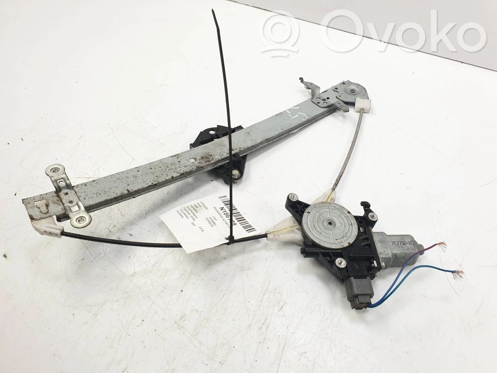 Subaru Impreza II Front door window regulator with motor 