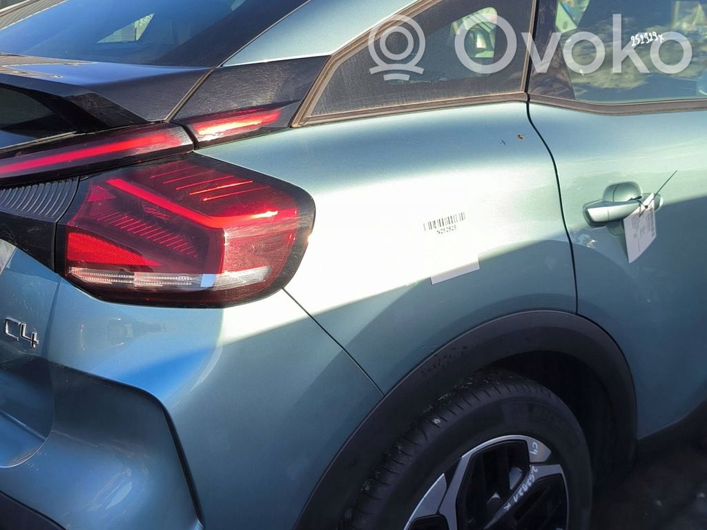 Citroen C4 X Takakulmapaneeli 