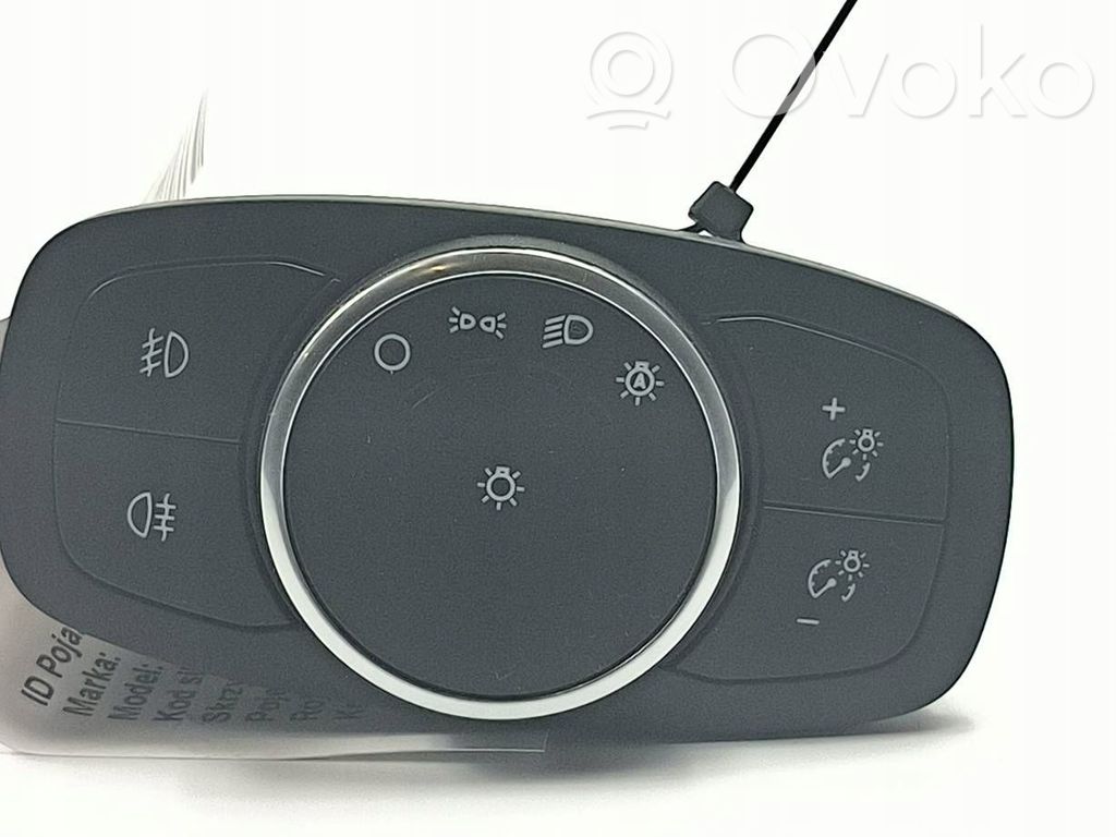 Ford Focus Light switch 