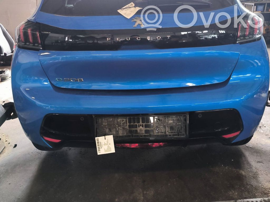 Peugeot 208 II Parachoques 