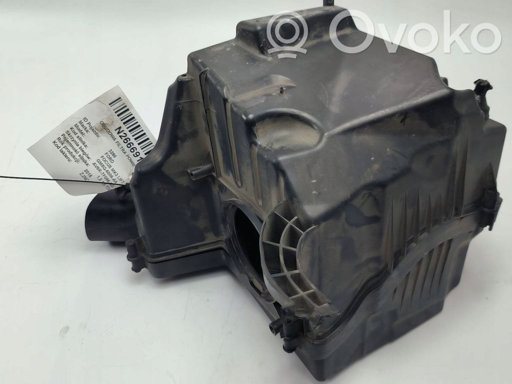 Ford Focus Air filter box cover 