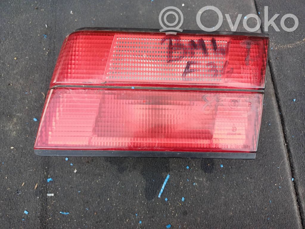 BMW 5 E34 Takaluukun takavalot 