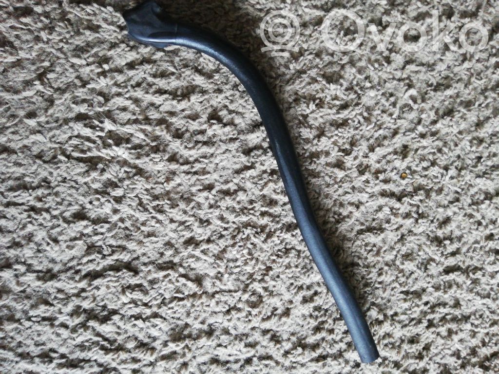Engine compartment rubber   8215914