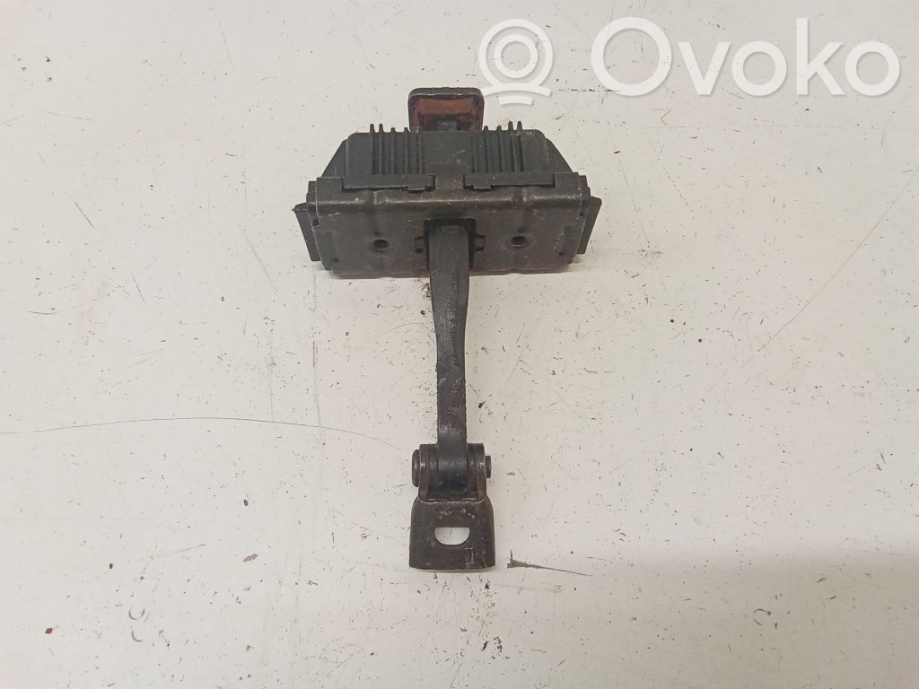 Etuoven pidätin   8402502PA