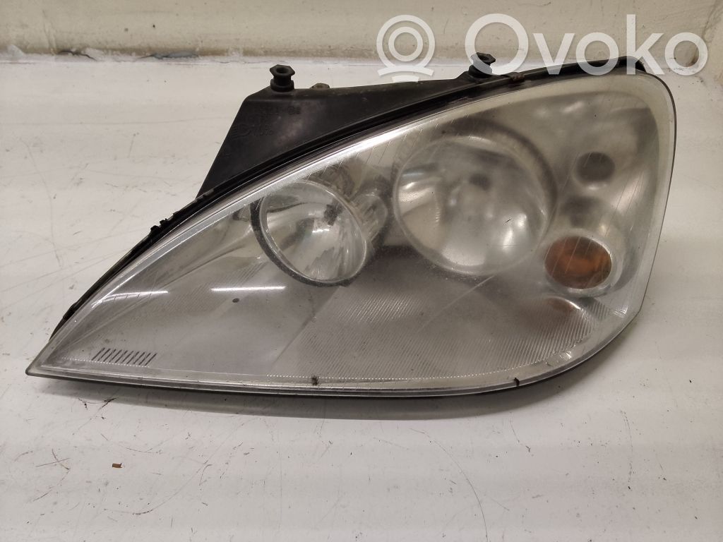 Headlight/headlamp   7M5941015