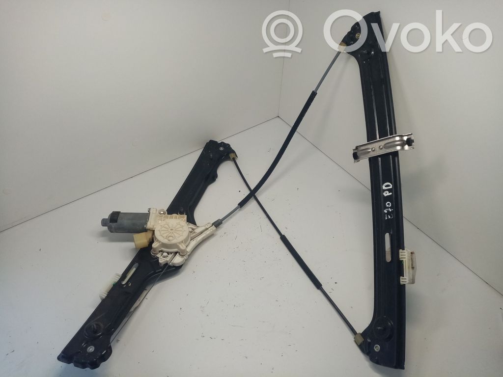 BMW X5 E70 Front door window regulator with motor 