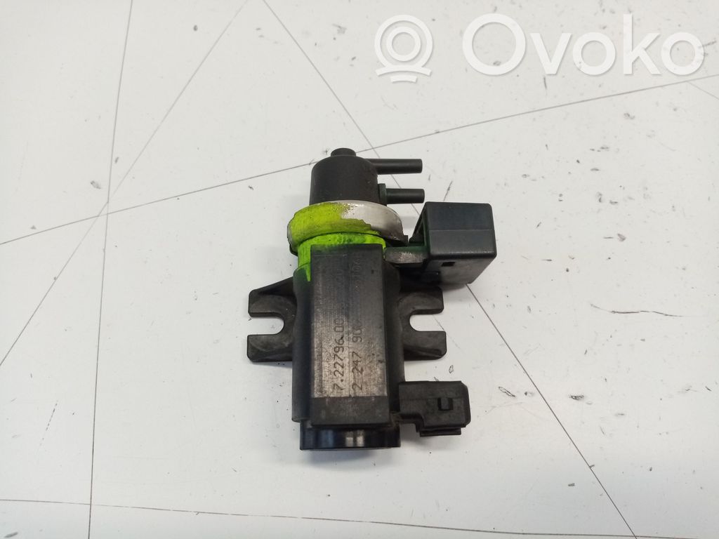 Valve vacuum   2247906,11742247906,11747796634