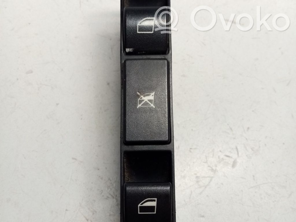 Electric window control switch   6902184,61316902184,61318381518,61318368916