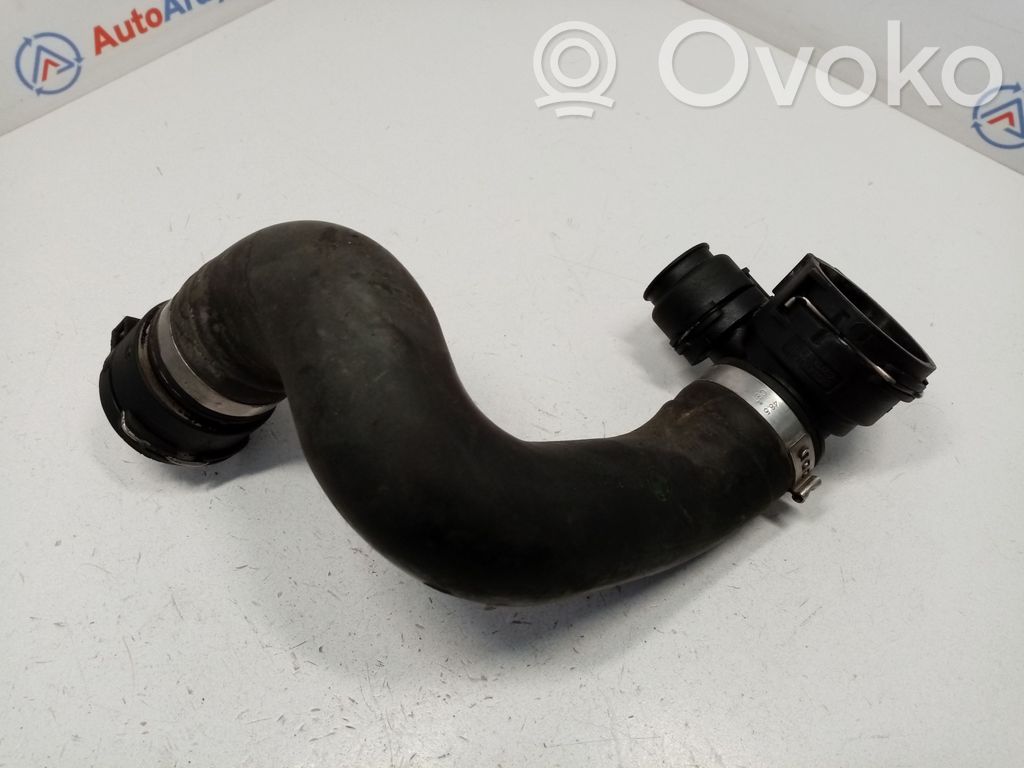 BMW X5 E70 Engine coolant pipe/hose 
