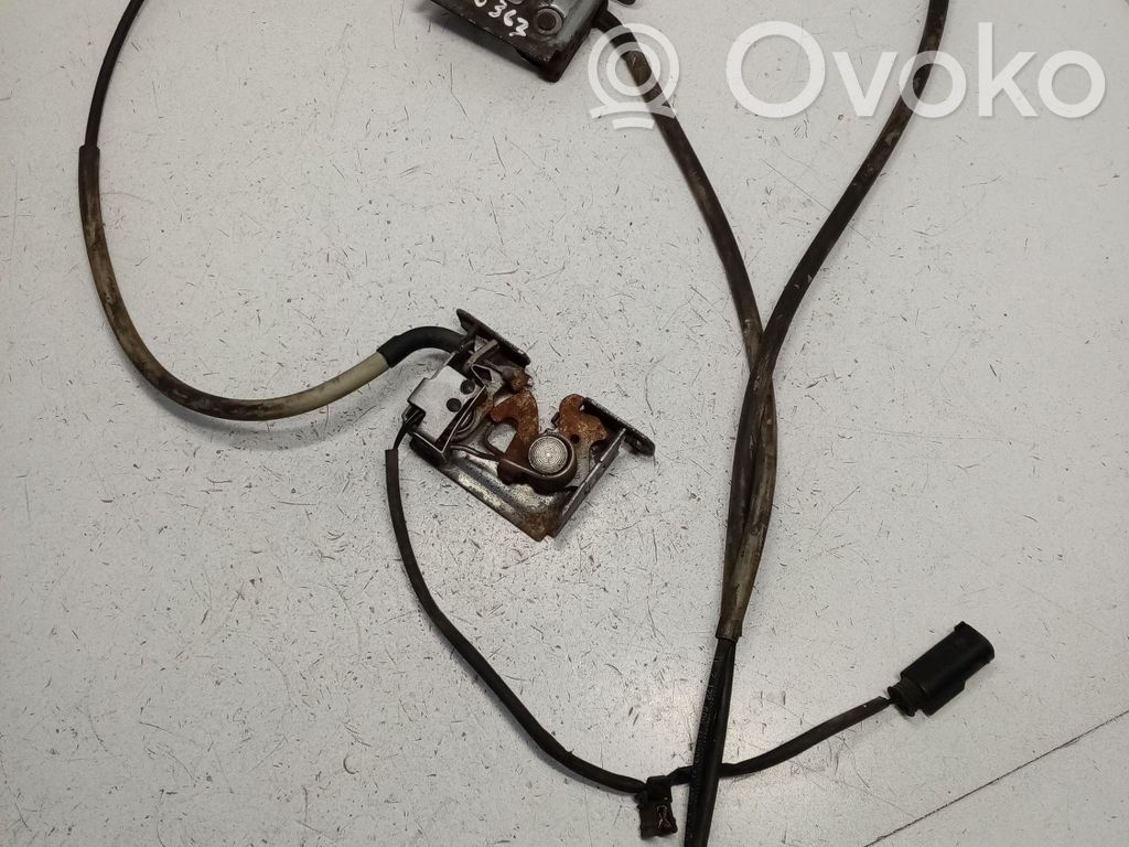 BMW X5 E70 Zamek pokrywy przedniej / maski silnika 