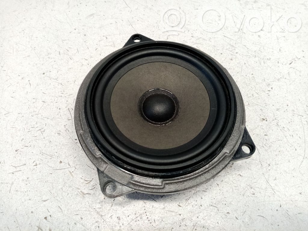 BMW 1 E81 E87 Front door speaker 