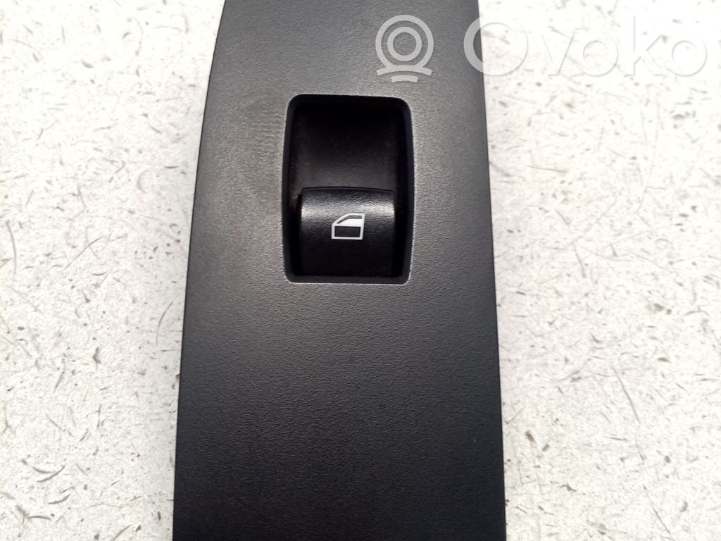 BMW 1 E81 E87 Electric window control switch 