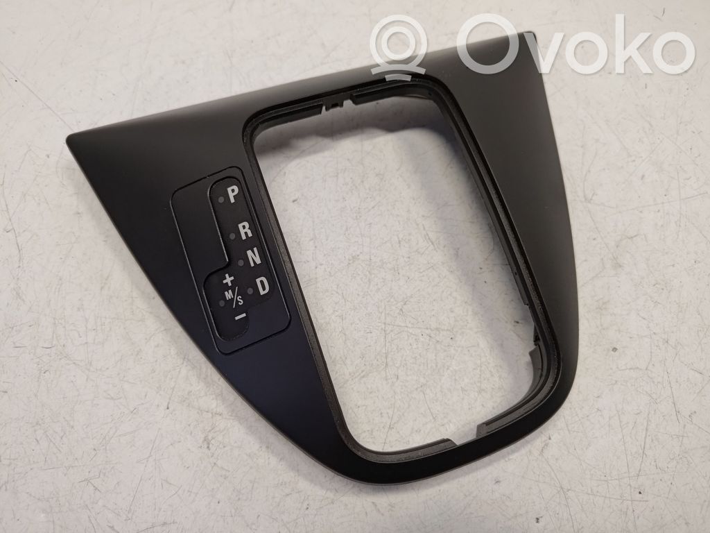 BMW X5 E53 Gear shifter surround trim plastic 