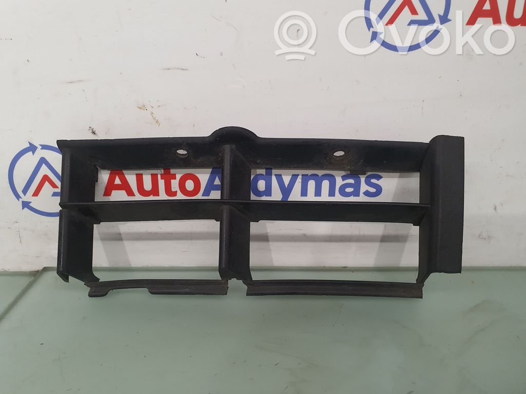 Front bumper lower grill   51118235673