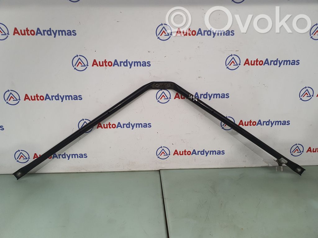 BMW 5 E60 E61 Muu moottoritilan osa 