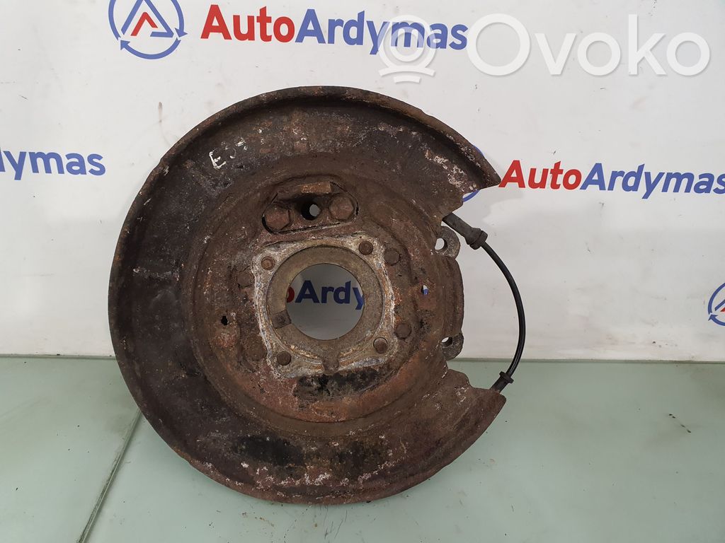 BMW 5 E39 Aizmugurē riteņa rumbas vārpstas šarnīrs (stupica, capfa) 