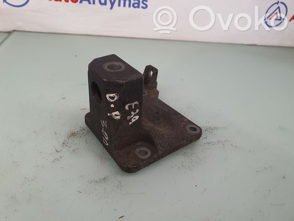 Engine mounting bracket   1096076,22111096076,22116751226