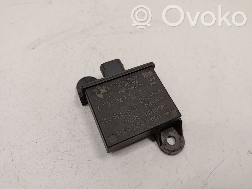 BMW X5 E70 Padangų slėgio valdymo blokas 